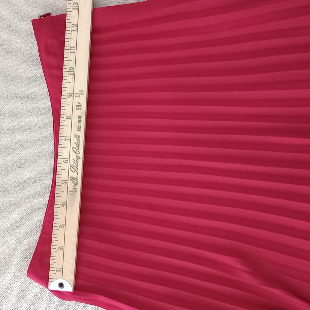 H&M Long Red Pleated Maxi Skirt - Picture 9 of 11